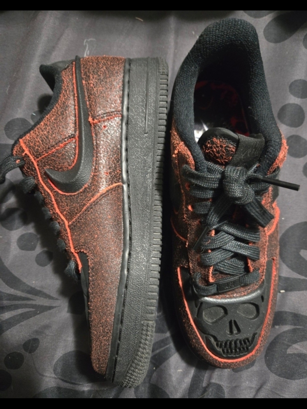 Nike Air Force 1 Low Retro QS Halloween Skull And Orange Crackle - Picture 2 of 6